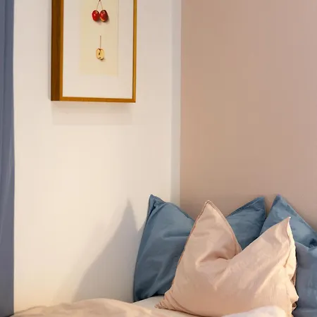 Apartment Evergreen - Design & Spacious Old Town With Ac, 1,5 Bath, Family-friendly Bratislava