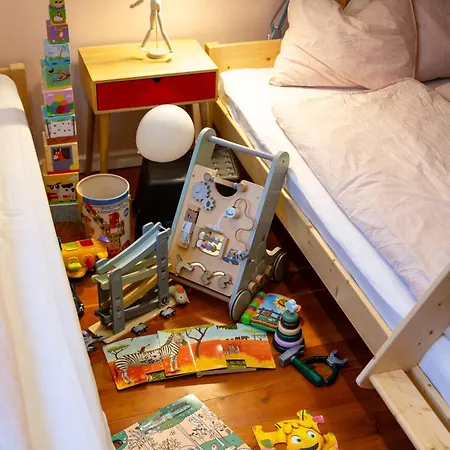 Evergreen - Old Town Spacious Stylish With Ac And One And A Half Bath, Baby & Kid- Friendly *