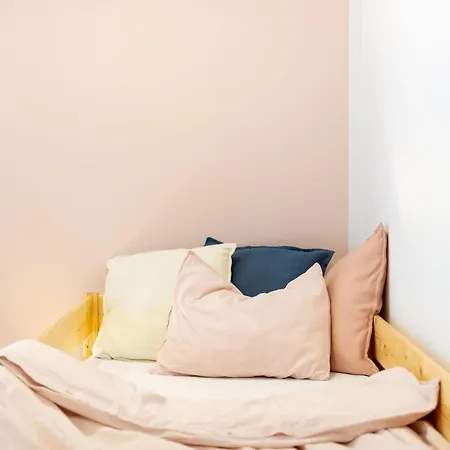 Evergreen - Old Town Spacious Stylish With Ac And One And A Half Bath, Baby & Kid- Friendly * Bratislava