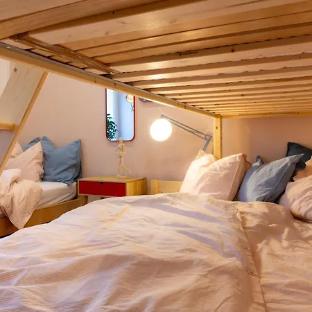 Evergreen - Design & Spacious Old Town With Ac, 1,5 Bath, Family-friendly Apartment