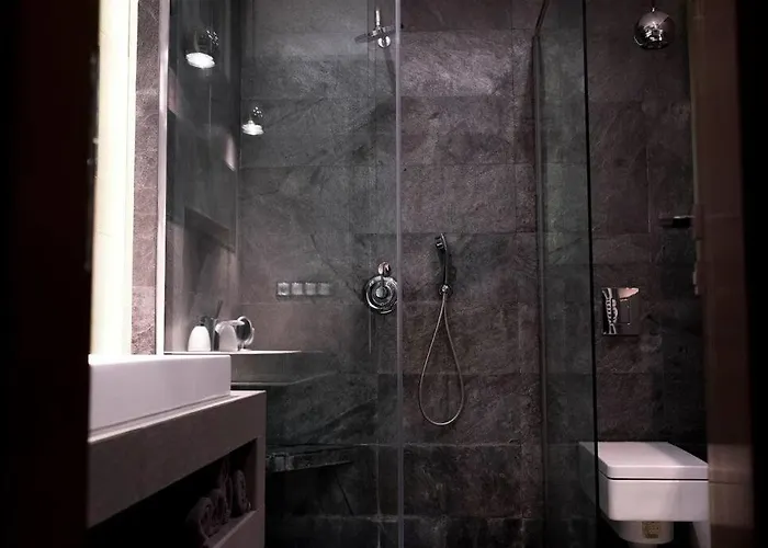 Evergreen - Design & Spacious Old Town With Ac, 1,5 Bath, Family-friendly *