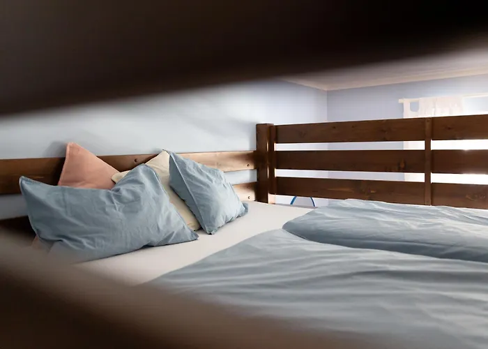 Apartman Evergreen - Design & Spacious Old Town With Ac, 1,5 Bath, Family-friendly *