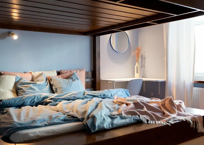 Evergreen - Design & Spacious Old Town With Ac, 1,5 Bath, Family-friendly Appartement Bratislava