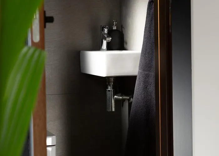 Appartement Evergreen - Design & Spacious Old Town With Ac, 1,5 Bath, Family-friendly Bratislava