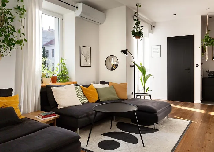 Evergreen - Design & Spacious Old Town With Ac, 1,5 Bath, Family-friendly * 브라티슬라바