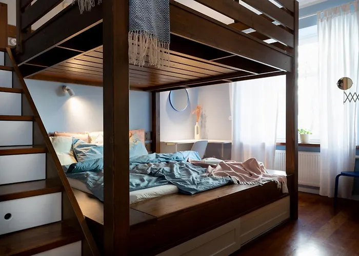 Evergreen - Design & Spacious Old Town With Ac, 1,5 Bath, Family-friendly Appartement