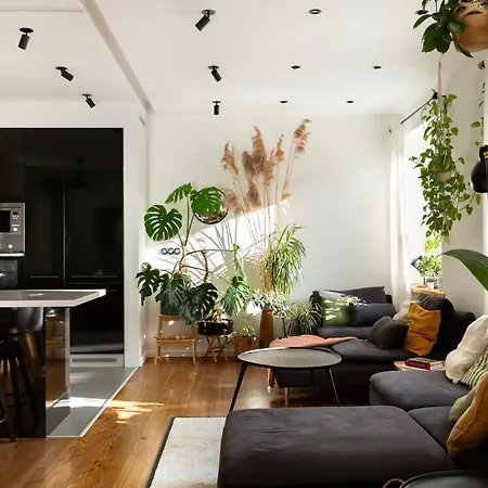 Evergreen - Design & Spacious Old Town With Ac, 1,5 Bath, Family-friendly *