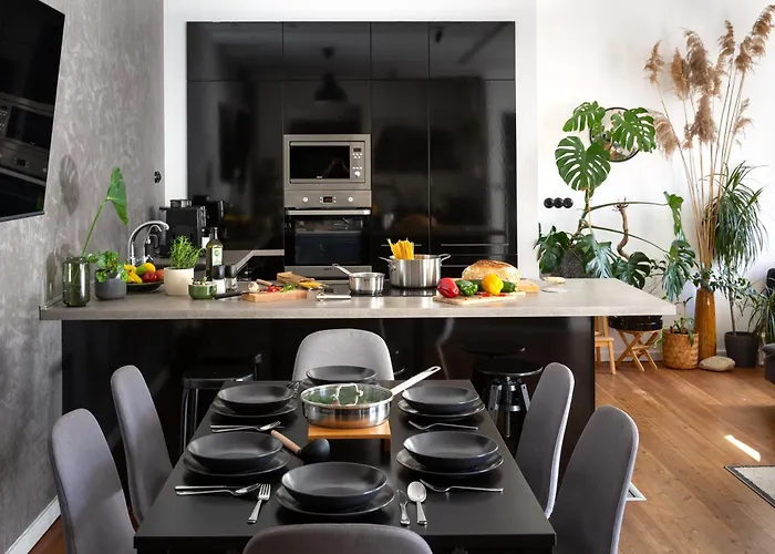 Evergreen - Design & Spacious Old Town With Ac, 1,5 Bath, Family-friendly