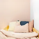 Evergreen - Design & Spacious Old Town With Ac, 1,5 Bath, Family-friendly * ブラチスラヴァ